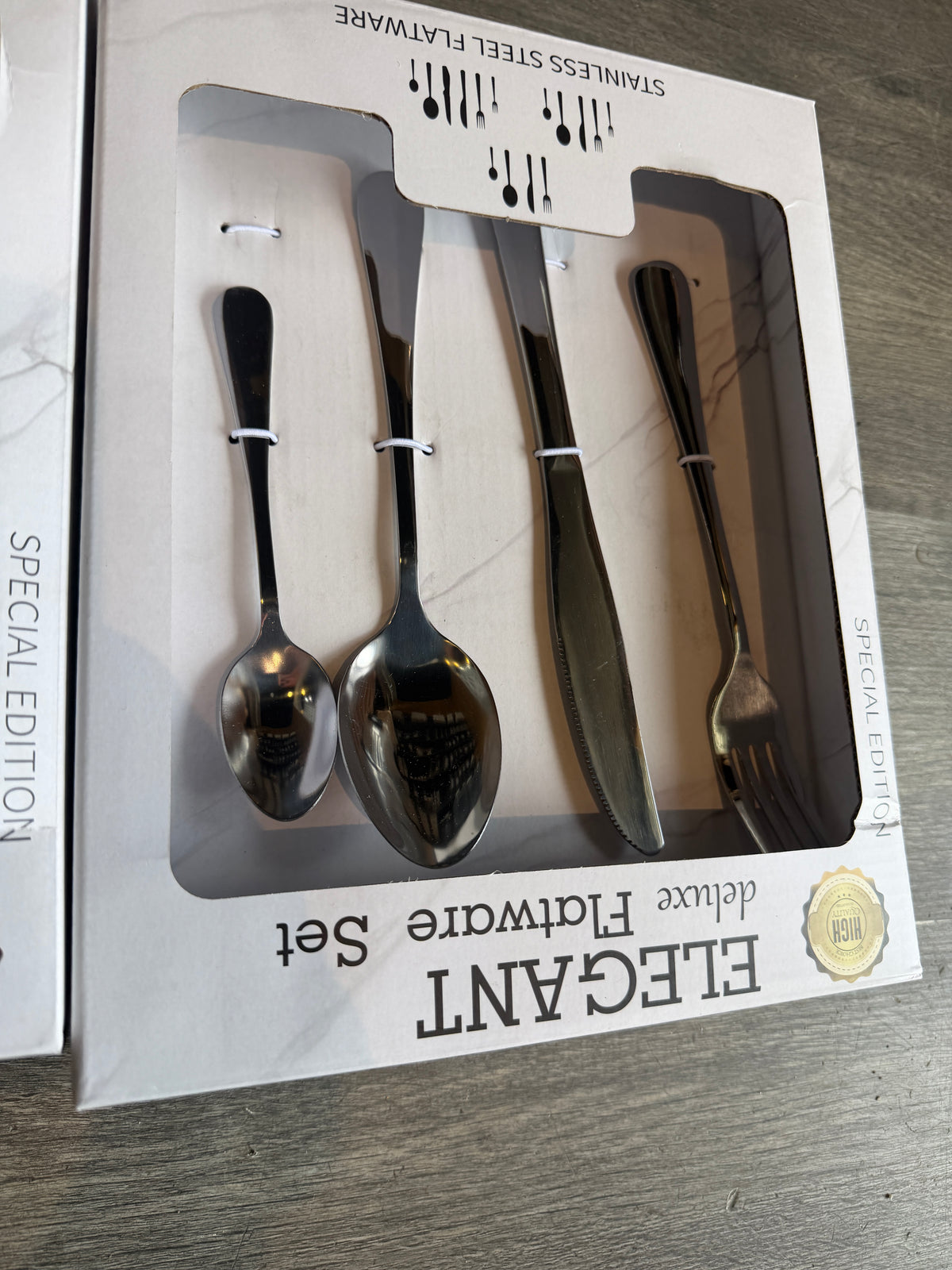 Cutlery set /spoon