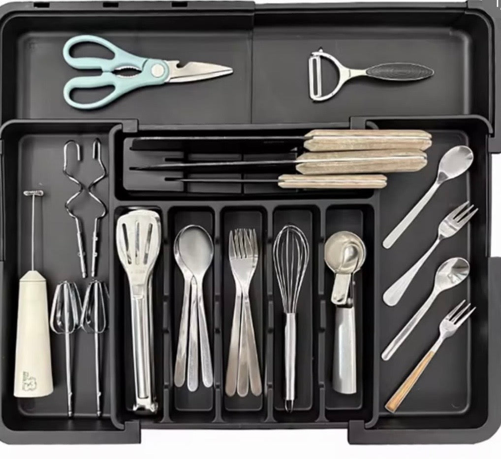 Expandable Cutlery Organizer