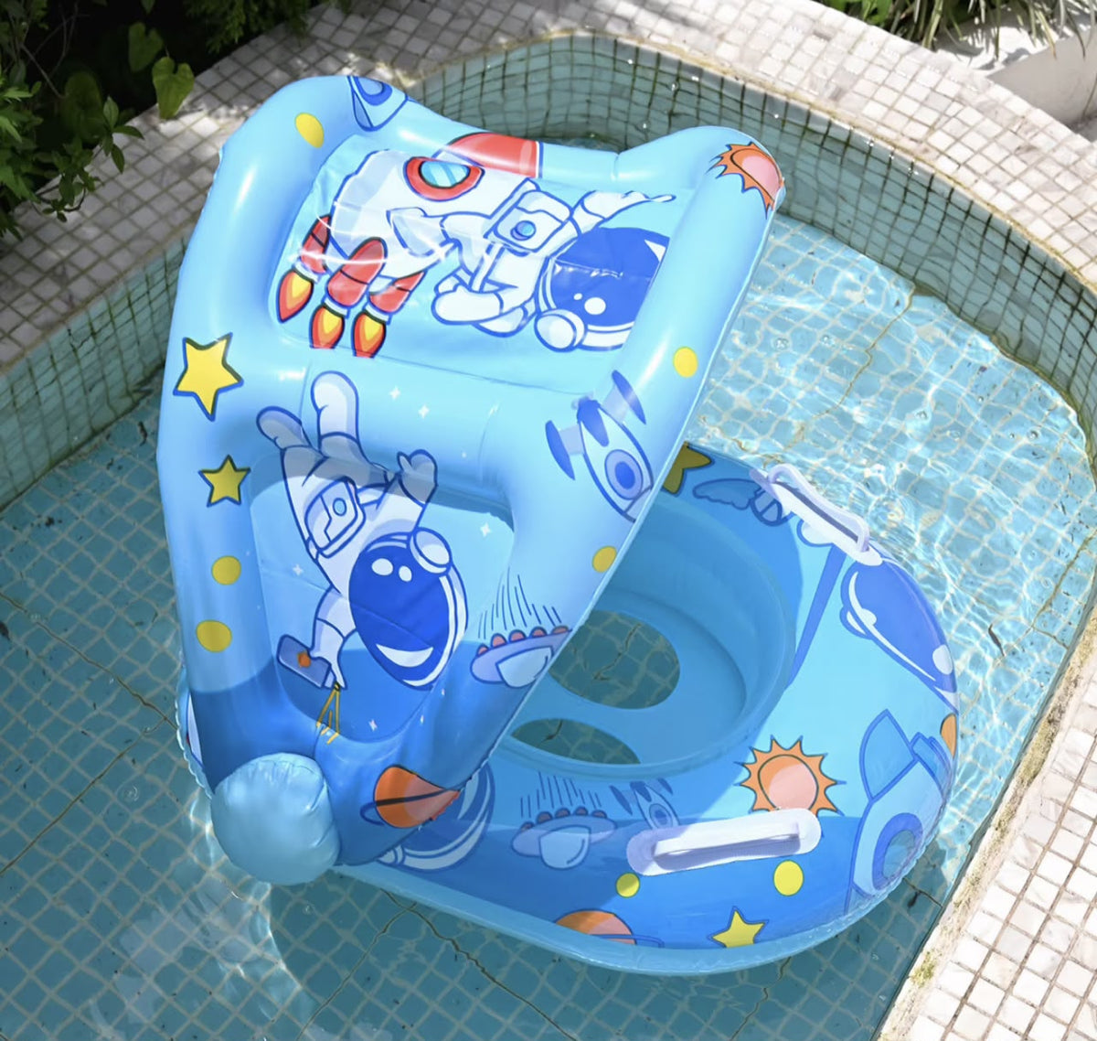 Swimming floaters