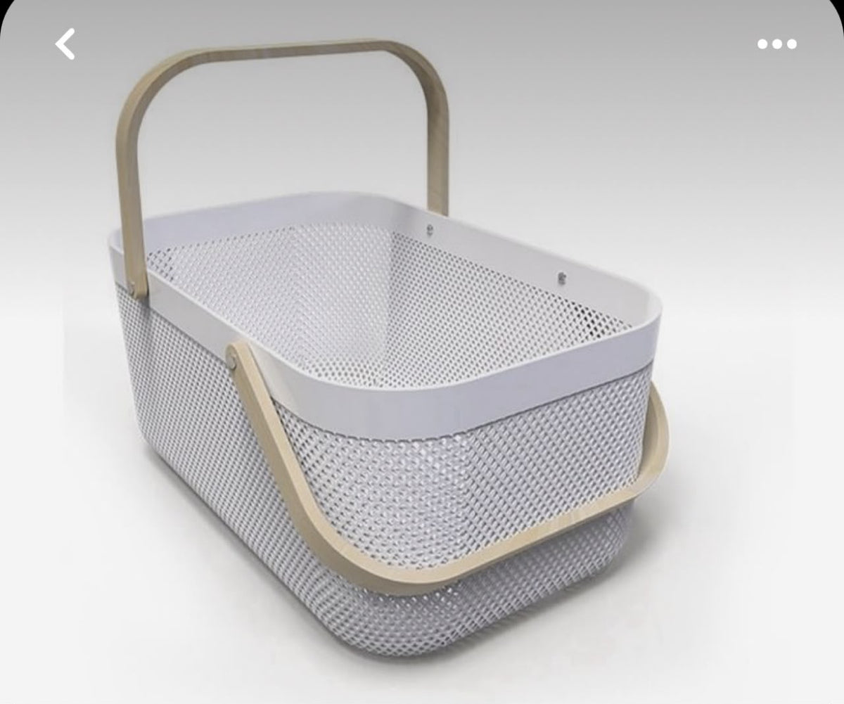 Mesh basket /pantry