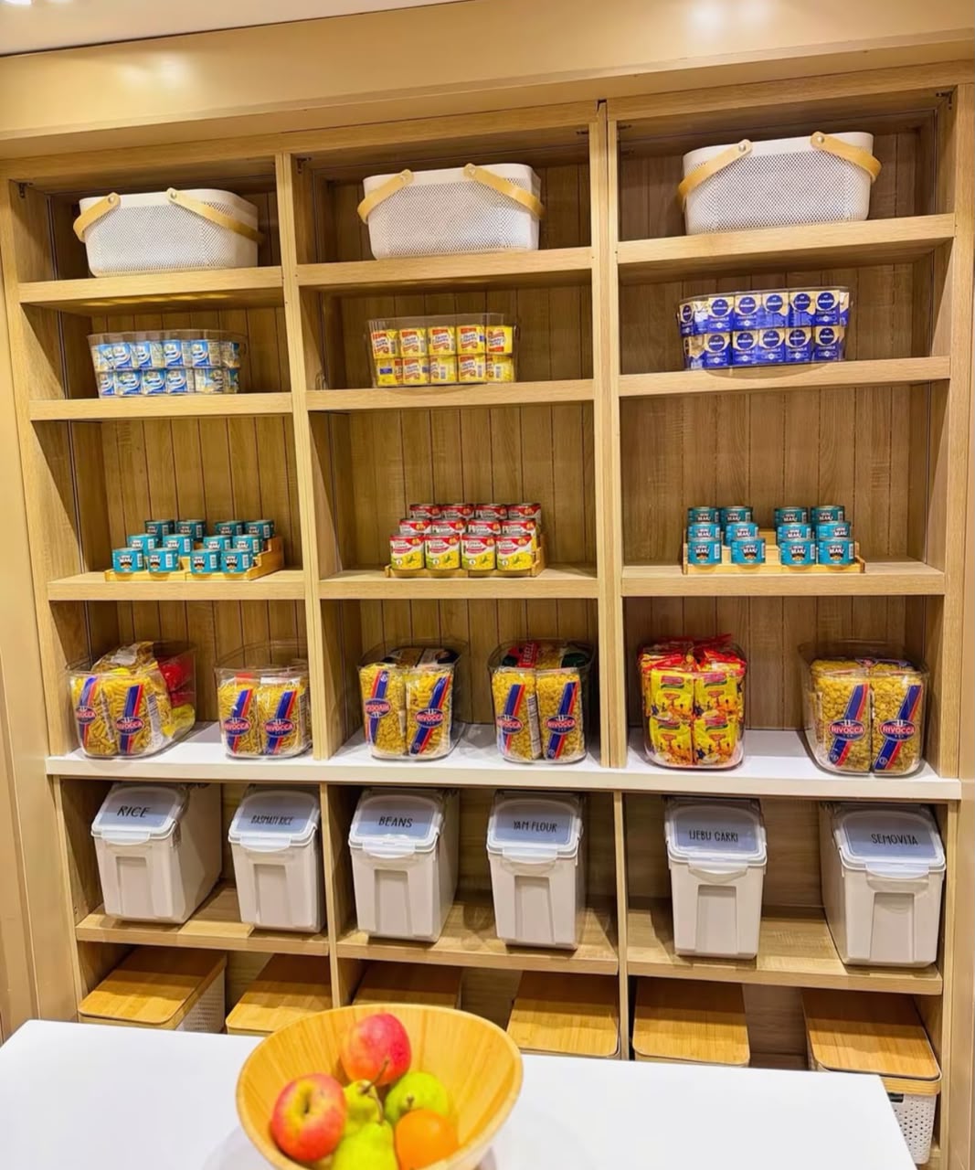 Mesh basket /pantry